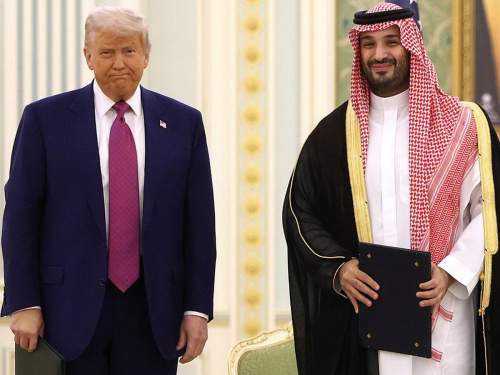 «Будет целовать мою задницу»: Трамп публично унизил принца Саудовской Аравии «Будет целовать мою задницу»: Трамп публично унизил принца Саудовской Аравии