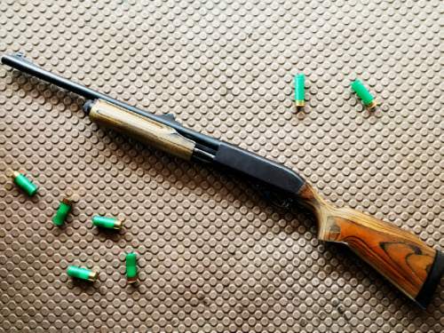 В Забайкалье мужчина расстрелял троих человек, а после покончил с собой В Забайкалье мужчина расстрелял троих человек, а после покончил с собой