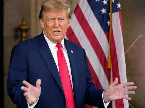 &laquo;Все они отвратительны&raquo;: Трамп заявил, что рассматривает выход США из НАТО