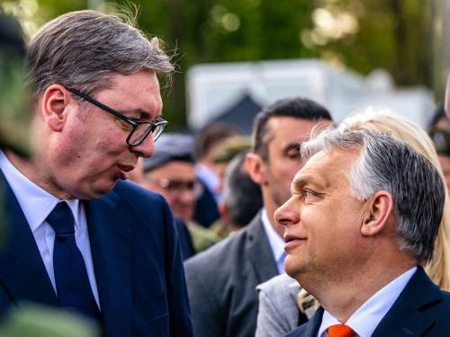 Обнаружена взрывчатка у газопровода между Венгрией и Сербией: Вучич экстренно связался с Орбаном Обнаружена взрывчатка у газопровода между Венгрией и Сербией: Вучич экстренно связался с Орбаном