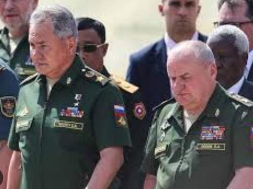 Фирма &laquo;Бамстройпуть&raquo;, которую Шойгу привел из МЧС, оказалась в центре крупнейших дел о коррупции в Минобороны