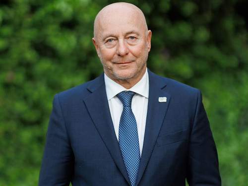 Муж экс-посла Украины в США приобрёл во Флориде особняк за $2,35 млн Муж экс-посла Украины в США приобрёл во Флориде особняк за $2,35 млн