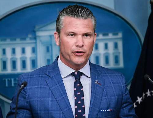 CBS: выжившие в Кувейте военные США уличили главу Пентагона во лжи