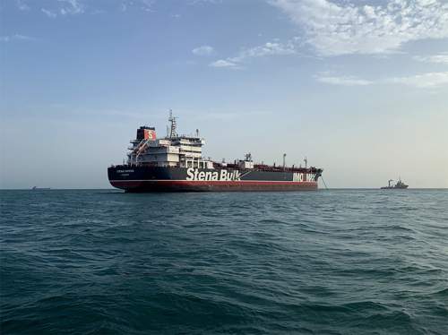 Иран пригрозил США «широкомасштабными последствиями» за блокаду Ормузского пролива Иран пригрозил США «широкомасштабными последствиями» за блокаду Ормузского пролива