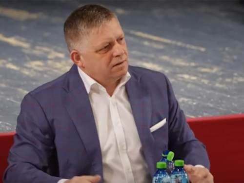 Фицо: русские встают на колени, только чтобы завязать шнурки (ВИДЕО)