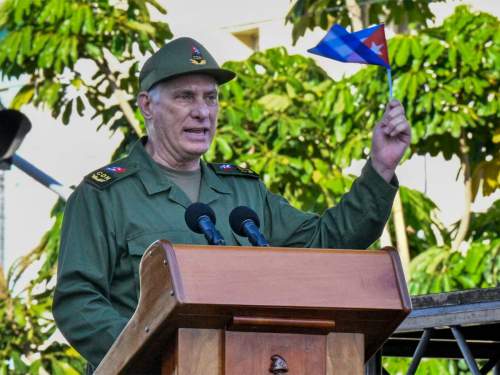 Внук Кастро отправил Трампу секретное письмо: Куба готовится к вторжению США