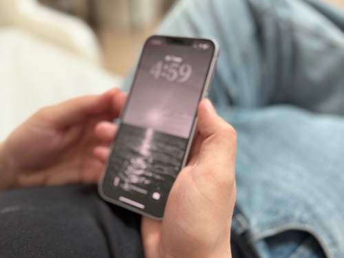 ФСБ: отказ разблокировать гаджет на границе грозит штрафом и арестом до 15 суток