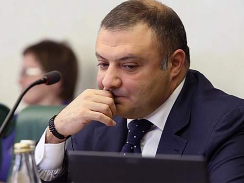 Суд в Москве заочно арестовал экс-старшего вице-президента ВТБ Тер-Аванесова