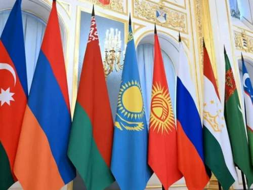 Тратит стратегические резервы на &laquo;союзников&raquo;: Россия списывает долги и отправляет миллиарды Абхазии, Таджикистану и Киргизии