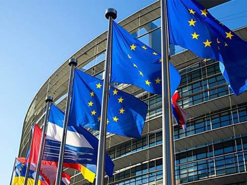 ЕС принял 20-й пакет санкций против России и утвердил кредит Украине на €90 млрд