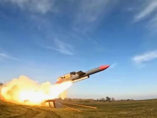 ВСУ ударили по РФ дальнобойной крылатой ракетой своего производства (ВИДЕО)