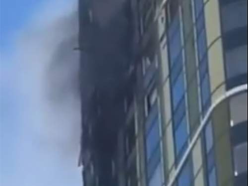 Екатеринбург под ударом БПЛА: дрон ВСУ попал в жилой дом, есть пострадавшие (ВИДЕО)