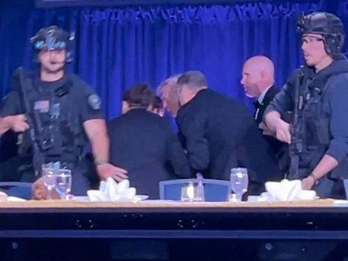 Посол Украины в США опубликовала фото под столом во время покушения на Трампа (ФОТО)