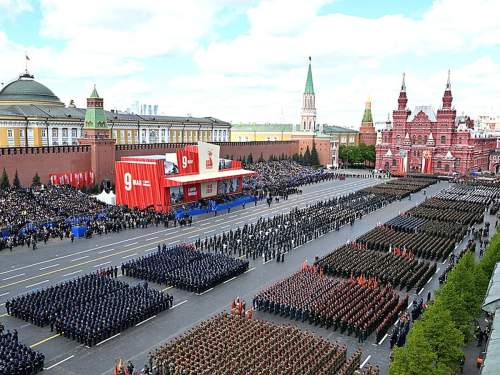 В Германии раскрыли реакцию западных стран на идею атаковать Москву 9 мая В Германии раскрыли реакцию западных стран на идею атаковать Москву 9 мая
