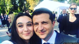 «Он выходил другим человеком»: Мендель шокировала откровениями о Зеленском