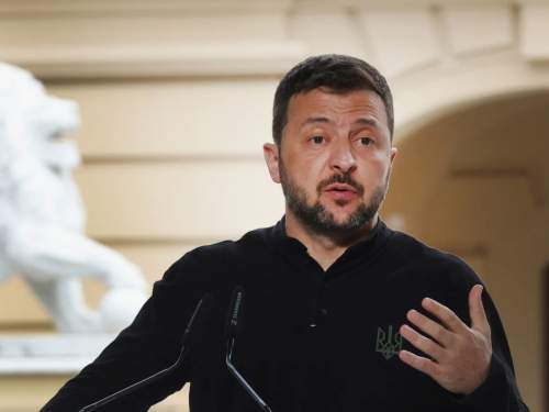 Зеленский пообещал ответ после крупнейшей волны ударов по Украине