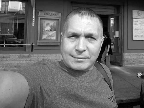 Актер из «Счастливы вместе» и «Следа» Павел Чернявский погиб в зоне СВО