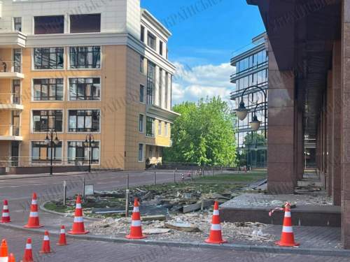 Дом с квартирами Зеленского и Миндича поврежден в Киеве после удара РФ (ФОТО) Дом с квартирами Зеленского и Миндича поврежден в Киеве после удара РФ (ФОТО)