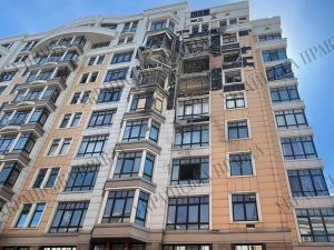 Дом с квартирами Зеленского и Миндича поврежден в Киеве после удара РФ (ФОТО) Дом с квартирами Зеленского и Миндича поврежден в Киеве после удара РФ (ФОТО)