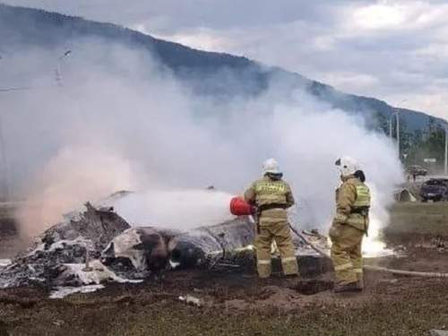В Омской области в пожаре погибли 6 человек, в том числе четверо детей (ВИДЕО) В Омской области в пожаре погибли 6 человек, в том числе четверо детей (ВИДЕО)