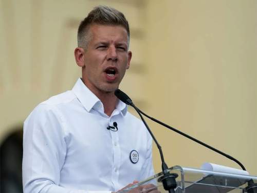 Мадьяр заявил генсеку НАТО об отказе Венгрии поставлять оружие Украине
