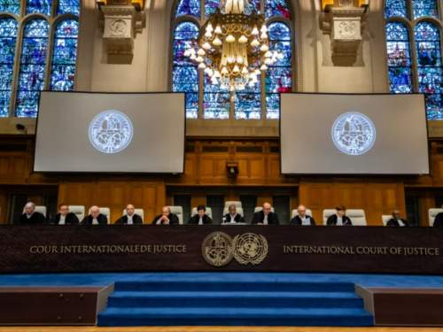 Россия идет в суд ООН против Латвии, Литвы и Эстонии из-за прав русскоязычных Россия идет в суд ООН против Латвии, Литвы и Эстонии из-за прав русскоязычных