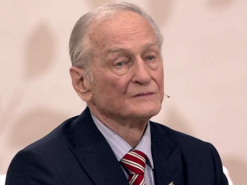 Умер Михаил Ножкин: звезда «Ошибка резидента» ушёл на 90-м году жизни Умер Михаил Ножкин: звезда «Ошибка резидента» ушёл на 90-м году жизни
