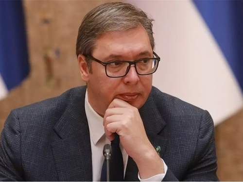 Президент Сербии Вучич заявил о скорой отставке