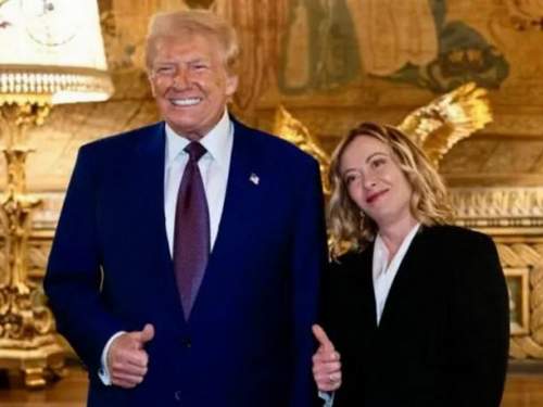 Трамп опубликовал новое фото с Мелони и вновь спровоцировал скандал (ФОТО) Трамп опубликовал новое фото с Мелони и вновь спровоцировал скандал (ФОТО)